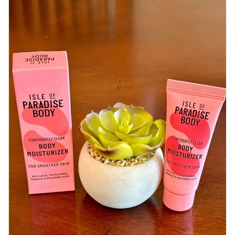 ISLE OF PARADISE - Confidently Clear Body Moisturizer, Travel Size, .67 Fl. Oz.